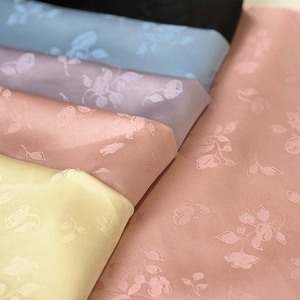꽃 Patetrn 자카드 디자인 사용자 정의 색상 새틴 스트레치 실크 폴리 에스터 새틴 원단 드레스 - Product Image 5