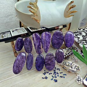 Cabujón de Charoita Púrpura Natural Suelta de 20-40MM para Engaste de Joyería - Product Image 3