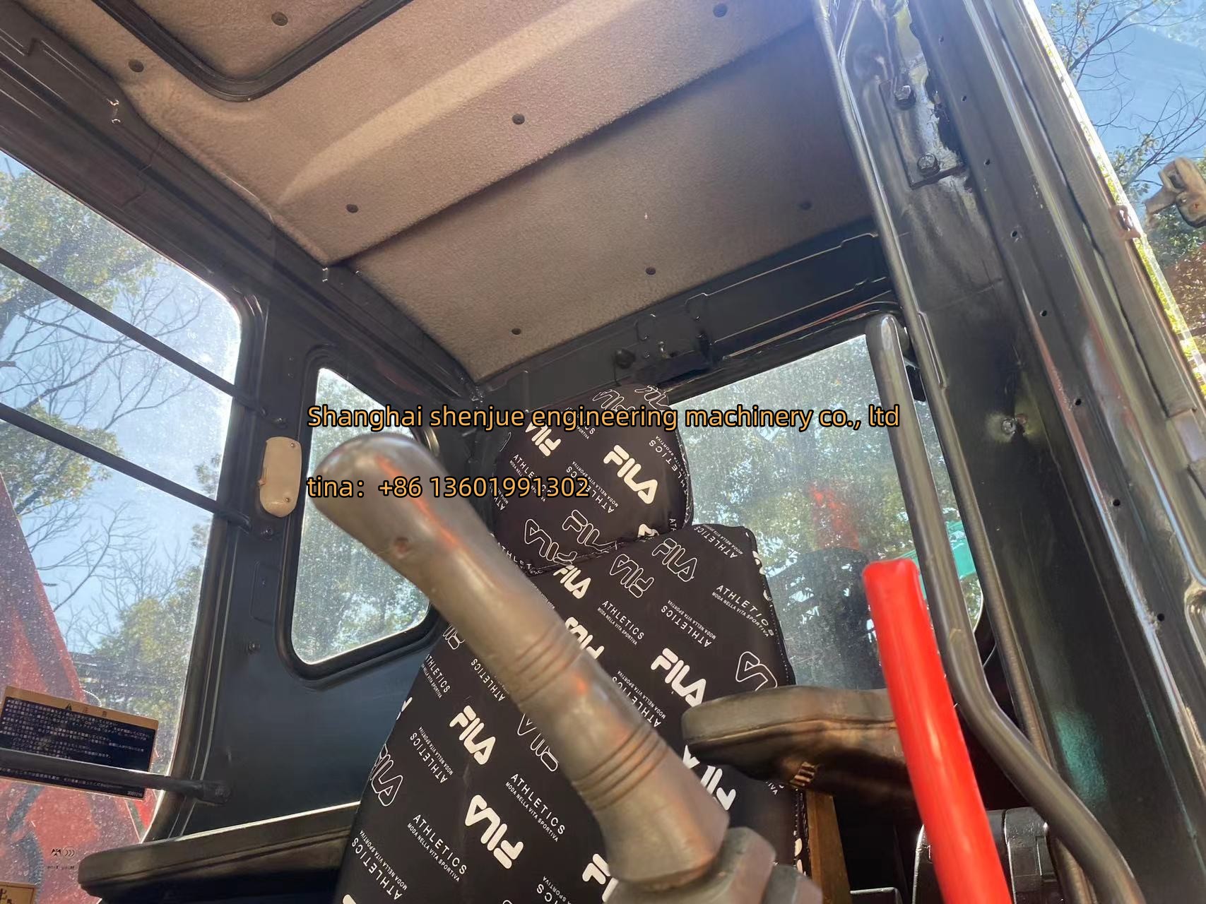 Used HITACHI ZAX200 Excavator for Sale in Excellent Condition