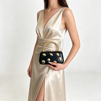 Nouvelle collection 2026 : Pochette de soirée rigide pour femme, couleur bonbon, tendance, décontractée, avec poignée supérieure, petit sac à main pour mariage et fête, avec chaîne