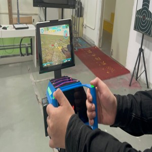 商業用3D <span class=keywords><strong>AR</strong></span>メタル1人用ゲームガトリングシミュレーターマシン屋内屋外用学校遊園地 - Product Image 6