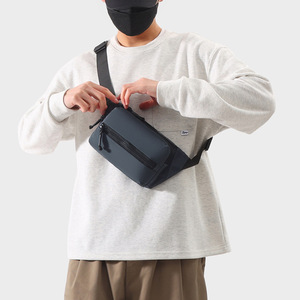 Bolsa de Poliéster con Logotipo de Marca Personalizado, Ligera, Delgada, en Forma de Caja, Material Oxford, Impermeable, con Bolsillo con Cremallera, para Viaje, Riñonera - Product Image 1