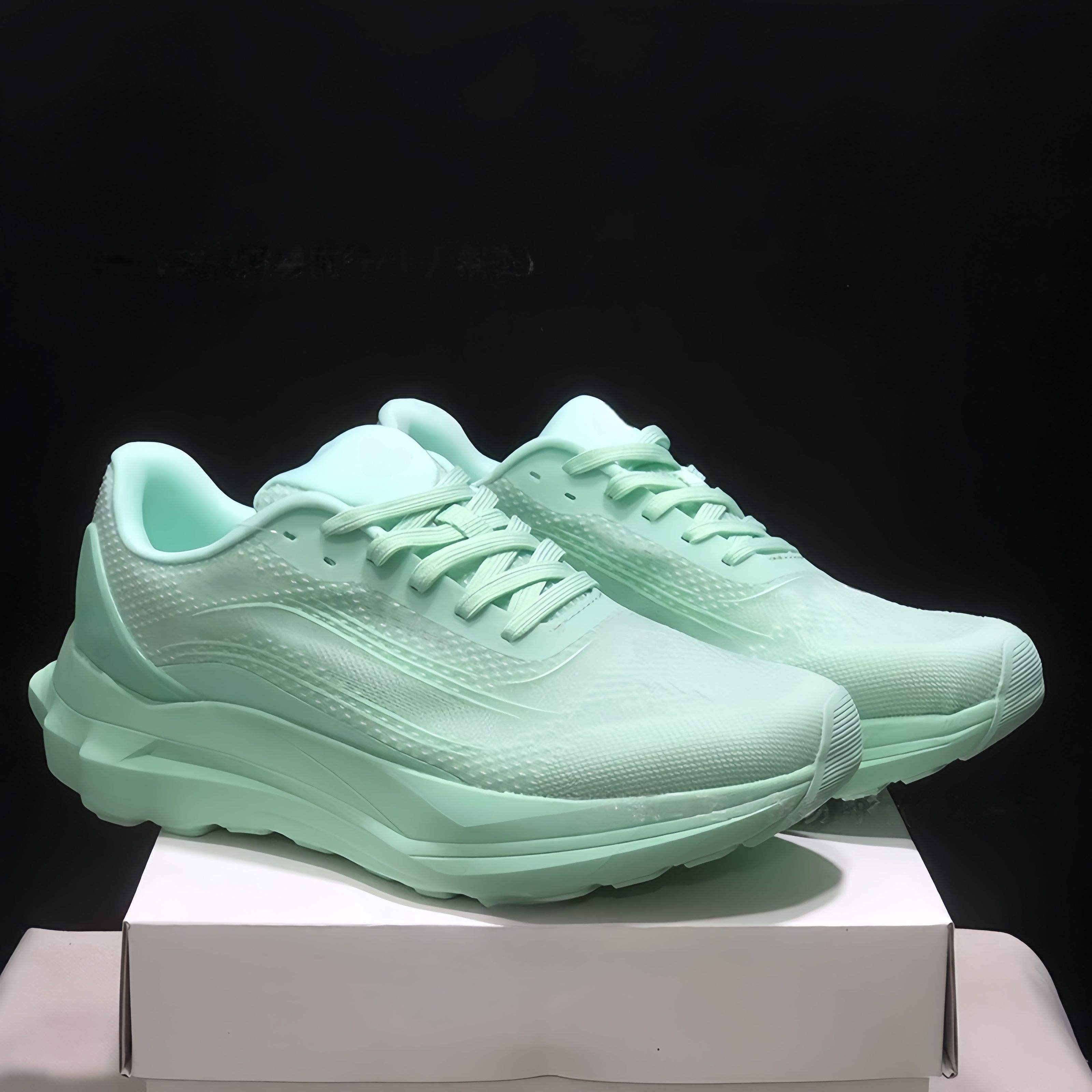 สีเขียว