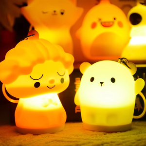 Thay đổi màu sắc mini xách tay Móc chìa khóa ánh sáng ban đêm sáng tạo dễ thương động vật dẫn ánh sáng ban đêm - Product Image 4