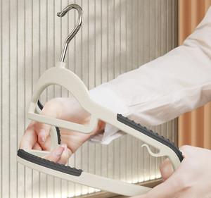 <span class=keywords><strong>Cintre</strong></span> pour adulte en plastique à épaules larges cintres pour costume antidérapant épaissi sans trace magasin de vêtements porte-vêtements - Product Image 6