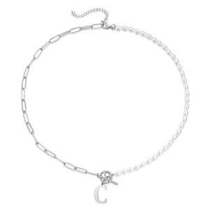 Collier chaîne de clavicule en perles avec pendentif lettre A, imitation perle et fermoir trombone en acier titane, pour usage quotidien, tendance - Product Image 3