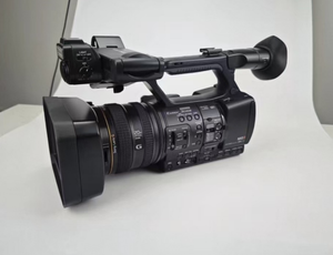 กล้องวิดีโอพกพา HXR-NX5R มือสองของแท้ พร้อมไฟ LED ในตัว กล้องวิดีโอ NX5R - Product Image 1