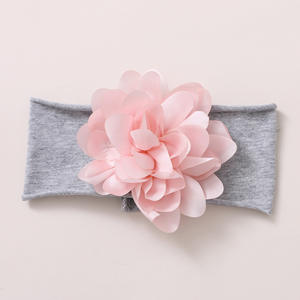 Vestiti della ragazza del neonato vestiti del bambino pagliaccetto dell'increspatura <span class=keywords><strong>pantaloni</strong></span> floreali vestiti della neonata del bambino sveglio Set di <span class=keywords><strong>4</strong></span> pezzi - Product Image 4