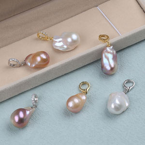 Collar de perlas naturales con colgante de perlas de agua dulce con forma Barroca grande de plata 925 - Product Image 3