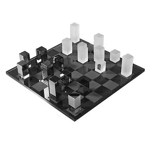 Jeux d'échecs Superyacht en acrylique de luxe Bloc d'échecs en acrylique coloré Lucite Crystal Chess Game Board