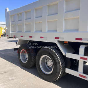 Camion benne Hino 700 6x4 10 roues d'occasion en stock - Product Image 4