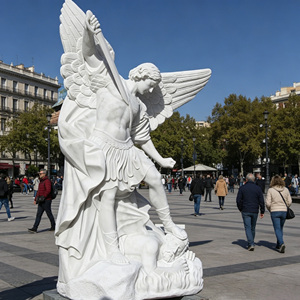Estatua de San Miguel Arcángel de Mármol Blanco de Tamaño Real para Decoración de Jardín, Iglesia y Uso Religioso en Exteriores - Product Image 4