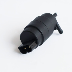 Sistema eléctrico de carrocería de 12/24 voltios, bomba de lavado, Motor de pulverización de parabrisas 61661380066 8693121 - Product Image 3