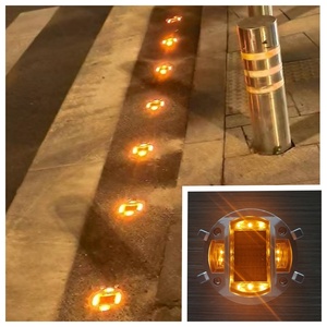 LLM-LB-29 Marcador <span class=keywords><strong>de</strong></span> Carretera LED Solar <span class=keywords><strong>de</strong></span> Aluminio Integrado con <span class=keywords><strong>Ojos</strong></span> <span class=keywords><strong>de</strong></span> <span class=keywords><strong>Gato</strong></span>, Luz Fija/Intermitente, IP68, Baliza Solar para <span class=keywords><strong>Carreteras</strong></span> - Product Image 1