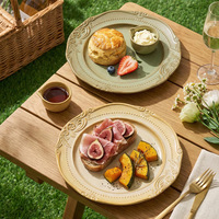 Assiette de dîner en céramique beige gaufrée style rococo français, assiette de présentation vintage en porcelaine avec bordure perlée en dentelle, plat de mariage