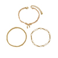 Ensemble de 3 bracelets élégants en perles imitées avec nœud papillon pour femmes, breloques, chaîne de main empilée en perles CCB, accessoires de bijoux tendance