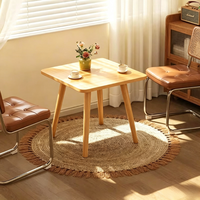Table basse carrée moderne Tenghang en bois massif avec étagère inférieure pour salon, chambre et petits espaces de rangement