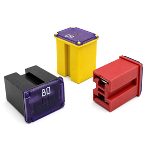 Série SBFC-ET 50A 60A 80A <span class=keywords><strong>Fusible</strong></span> électrique automobile, <span class=keywords><strong>fusible</strong></span> à lame pour voiture, <span class=keywords><strong>mini</strong></span>-<span class=keywords><strong>fusible</strong></span> automobile <span class=keywords><strong>20A</strong></span> avec support en céramique et porte-<span class=keywords><strong>fusible</strong></span> - Product Image 6