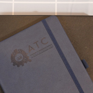 Libreta de Cuero PU con Logotipo Grabado Personalizado, Ranura Integrada para Bolígrafo, Regalo Corporativo - Product Image 6
