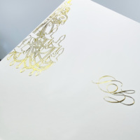 Boîte cadeau rigide personnalisée en carton avec feuille d'or blanc, emballage de luxe pour vêtements, emballage pour robe de mariée, design gratuit
