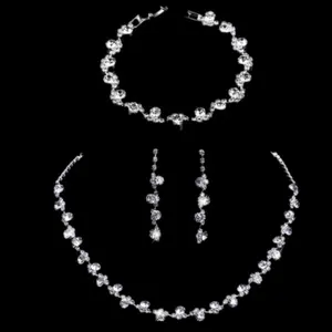 戴何套装-3374银钻项链耳环手链三件套结婚饰品