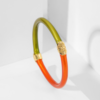 Bracelet en PVC brillant à deux tons avec boucle en alliage, bijoux à la mode pour femmes, cadeau d'anniversaire