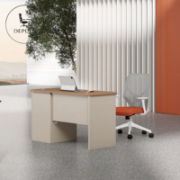 Poste de travail modulaire ergonomique linéaire pour 3 personnes avec cloisons de séparation pour bureaux à plan ouvert