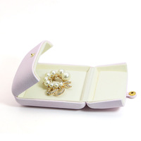Boîte à bijoux pour broches en cuir PU, étui de rangement pour badges, plaques nominatives, emblèmes scolaires, médailles commémoratives, articles professionnels, Chine