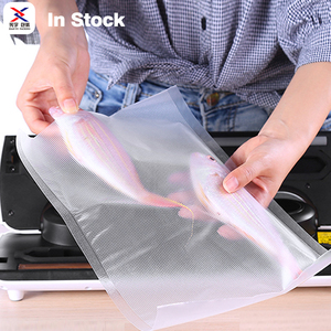 Rollo de Bolsas de Vacío Transparentes con Relieve, Bolsas de Embalaje de Alimentos de Nailon Laminado de Grado Alimenticio para Pollo Asado, Pepino y Aguacate - Product Image 5