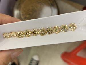 เพชรที่ปลูกในห้องปฏิบัติการ Moissanite Moissanite 1CT ทรงกลมสีเหลือง<span class=keywords><strong>แชมเปญ</strong></span>อัญมณี Moissanite พร้อมใบรับรอง GRA - Product Image 3