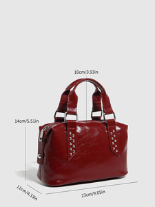 Bolso de Hombro Retro Negro con Tachuelas, Estilo Vintage Boston con Detalles Metálicos, Bolso Satchel Moderno para Uso Diario - Product Image 6
