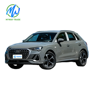 Véhicule SUV de luxe <span class=keywords><strong>Audi</strong></span> <span class=keywords><strong>Q3</strong></span> FWD Sièges en cuir R19 Pneus essence Bon <span class=keywords><strong>prix</strong></span> Voiture familiale à usage adulte Offre Spéciale d'occasion - Product Image 1