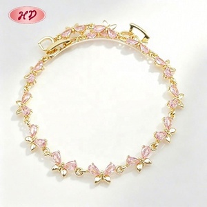 กำไลข้อมือผู้หญิงทรงงูประดับเพชรซิร์คอนชุบทอง 18K คุณภาพสูงจาก Luxury Charm Wholesale เครื่องประดับแฟชั่น - Product Image 4