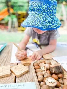 Letras de madera de doble cara superior e inferior | Incluye estuche de almacenamiento <span class=keywords><strong>y</strong></span> lápiz óptico | Juego de 26 piezas - Product Image 3