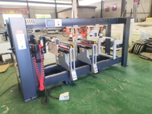 Tủ 4 trục phay CNC cửa gỗ khóa máy CNC AC servo Cửa Khóa máy duy nhất - Product Image 5