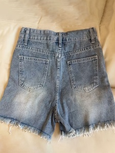 กางเกงยีนส์ขาสั้นทรงเอเอวกลางสำหรับผู้หญิงแฟชั่นใหม่ประจำฤดูใบไม้ผลิ/ฤดูร้อน ประดับด้วยลูกปัดอย่างสวยงาม สไตล์ลำลอง Y2K - Product Image 2