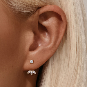 Pendientes de botón ajustables de moda al por mayor con circonita cúbica en forma de flor, chapados en oro, de plata de ley S925 para mujer - Product Image 6