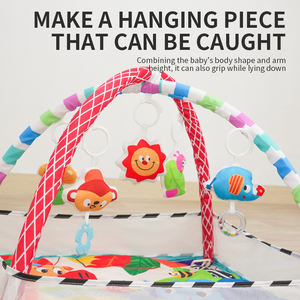 แผ่นรองคลานเด็กแบบพับได้ พร้อมตาข่ายนิรภัยด้านข้าง ศูนย์พัฒนาการเล่น พร้อมของเล่นแขวนแบบนุ่ม วัสดุโพลีเอสเตอร์ - Product Image 5