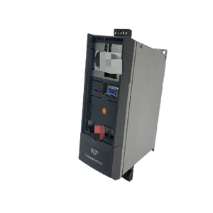 Controlador PLC 131G4328 VLT AutomationDrive 301 075kW 10HP - Product Image 1