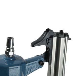 Pistolet agrafeur pneumatique professionnel pour <span class=keywords><strong>meubles</strong></span> et charpentes – Vente en gros usine - Product Image 2