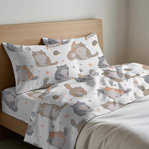 Ensemble de draps Gatti pour lit king size italien, 100% coton, motif chat, taies d'oreiller incluses - Product Image 1