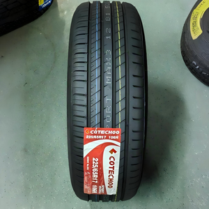 ยางเรเดียล 225/65R17 M+S สำหรับทุกฤดู ยี่ห้อ Comfort Tyre เหมาะสำหรับรถครอสโอเวอร์ SUV ขนาดกลาง สำหรับร้านซ่อมรถยนต์ - Product Image 1