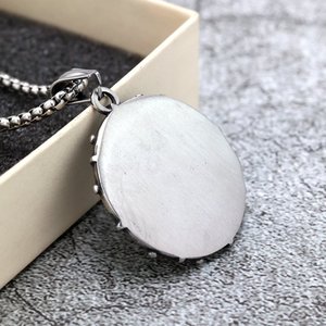 Collar con Colgante de Calavera de Acero Inoxidable Vintage, Amuleto Geométrico Unisex, Joyería de Halloween, Accesorio de Moda - Product Image 3