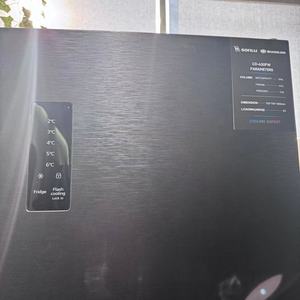 Réfrigérateur domestique vertical à <span class=keywords><strong>double</strong></span> <span class=keywords><strong>porte</strong></span> de 554 L, fabriqué en usine, OEM, pour la maison, l'hôtel, congélateur supérieur, réfrigérateur en acier inoxydable - Product Image 4