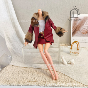 Set Giacca in Pelle con Stampa Leopardata e Minigonna per Bambole, Stile Fantasia, 30cm/11 Pollici, Moda Invernale 14+ - Product Image 4