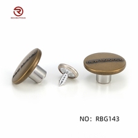 Kancing Kuningan Mewah Grosir dengan Rivet Double PIN Logam untuk Jaket Jeans Warna/Ukuran/Logo Dapat Disesuaikan Bersertifikat ISO9001