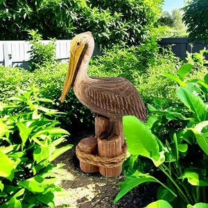 Magnifique statue de pellican en résine brun rustique - Product Image 5
