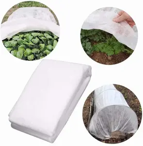 Rouleaux de tissu non tissé agricole blanc de couverture végétale protectrice anti-gel traitée aux UV