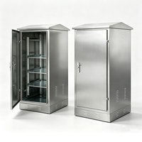 Armoire réseau en acier inoxydable IP54 de 19 pouces, fabrication sur mesure en tôle ODM/OEM pour centre de données et contrôle industriel