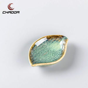 CHAODA Plats à tremper en céramique écologiques en forme <span class=keywords><strong>de</strong></span> <span class=keywords><strong>feuille</strong></span> verte Soucoupe en porcelaine Sauce à sushi Plats à tremper - Product Image 5